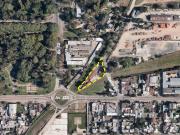 LOTE EN VENTA LA PLATA CON GALPÓN Y OFICINAS