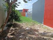 Lote en vía peatonal, seguro y tranquilo – ¡Aprovecha!