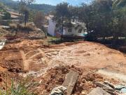 Lote / Terreno à venda em Contagem, no bairro Xangrilá