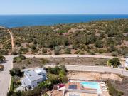 LOTES URBANOS ENTRE BURGAU E SALEMA