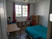 loue chambre chez l'habitant dans maison calme