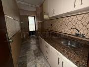 Louez cet appartement à Hay Palestine. 1 Pièce. Terrasse...