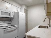Lovato 2 Bedroom Apartment for Rent at 1702 Edgefield...