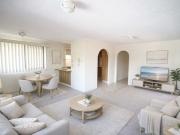 LOVE ENTERTAINING? THIS IS YOUR HOME