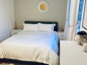 Lovely 1 bed flat in leafy Southfields