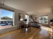 Lovely 1 bed flat with park views