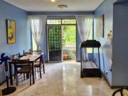 Lovely 1st Floor Apartment with Green views