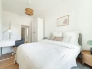 Lovely 2 Bedroom Apartment in Steglitz, Berlin Amsterdam...