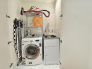 Lovely 2 bedroom apartment near RMIT University