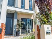 Lovely 2 Bedroom Town house!