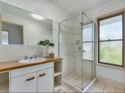 LOVELY, 2 BEDROOM TOWNHOUSE IN EVERTON PARK !