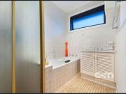 Lovely 2 Bedroom Unit