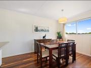LOVELY 3B HOME ON HUGE BLOCK!