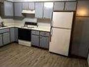Lovely 3br 1 1/2 ba freshly updated townhouse in Hartford