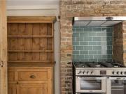 Lovely 4/5 bedroom family house in Candahar Road, part...