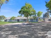 Lovely 4 bedroom home situated on 2.0 ha