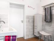 Lovely and fashionable apartment in vibrant...