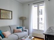 Lovely apartment carefully renovated, Paris Amsterdam...