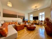 Lovely & bright home with nice city view, Vienna...