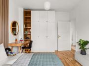 Lovely & Cozy Apartment with Balcony in Neukölln, Berlin...
