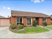 LOVELY HOME IN A CONVENIENT LOCATION!