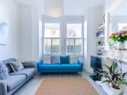 Lovely home Tooting/ Colliers W. Two double rooms