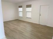 Lovely low maintenance 2 bedroom house in convenient...