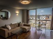 Lovely Modern 1 Bed Apartment by King Georges Park