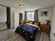 Lovely One Bedroom Apartment All Bills Inclusive