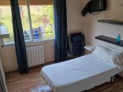 Lovely private single bedroom in Ciutat Meridiana