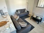 Lovely Refurbished 3 Bed House Burley