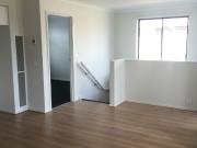 LOVELY TOWNHOUSE WITH GREAT BALCONY