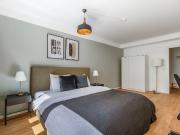 Lovely Wieden 2br w/ balcony, nr U1 & U4, Vienna... Lovely Wieden 2br w/ balcony, nr U1 & U4, Vienna...