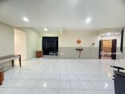 Low density A floor has only 4 units ultra private...