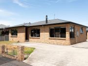 Low Maintenance Brick Unit, Convenient Location