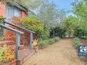 Low maintenance Escape to the Country