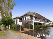 Low Maintenance living and High Social Enjoyment * Rent...