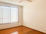 Low Maintenance Living in a Quiet Mais Street Pocket