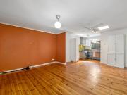 Low maintenance living in popular locale