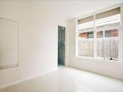 Low Maintenance Living Moments from the Yarra