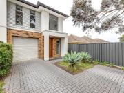 LOW MAINTENANCE LIVING SO CLOSE TO LOCAL SHOPS AND CAFES