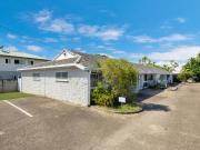 Low Maintenance on Livingstone
