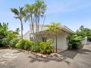 LOW MAINTENANCE UNIT IN QUIET CUL DE SAC!