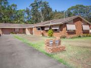 Low Maintenance Villa in a Quiet Part of Town