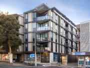 Low Rise Luxury in Serene St Kilda Setting
