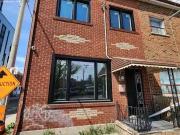 Lower 206 Bathurst Street, Toronto, ON, M5T 2R9 investment.