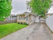 Lower 52 Bogart Street *$200 Discount Off First Month’s...