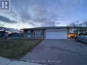 Lower 857 Westlock Road, Mississauga, ON, L5C 1K7 house fo.
