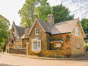 Lower Grove Road, Richmond TW10, 4 bed detached house to...