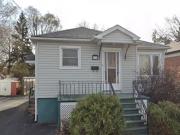 Lower Unit Available Immediately, Close to Downtown Kingston